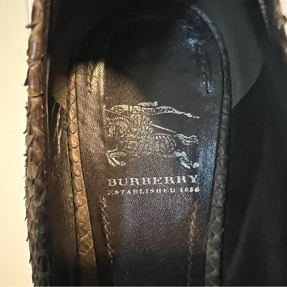 Burberry Snakeskin Flats 36 - Picture 4 of 4